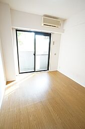 カテリーナ生田 1階1Kのリビング/ダイニング