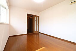 ファンドレンテ・アルファー 101 1階1Kのリビング/ダイニング