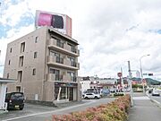 ファビラスマンション 3階 築28年8ヶ月の賃貸物件