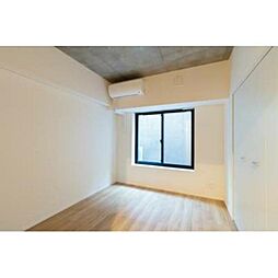 LA REINA ICHIGAYA KAGACHO 1階1LDKのリビング/ダイニング