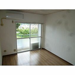 ピュア・ハウス 204 2階1Kのリビング/ダイニング