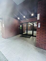 7 / 11