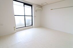 グリーンパークマルオカ 3階3DKのリビング/ダイニング