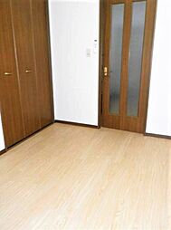 ラップウィング 203 2階1Kのリビング/ダイニング