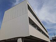 和泉中央駅より徒歩24分 3階 築28年9ヶ月の賃貸物件