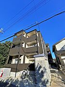 高石駅より徒歩10分 3階 築2年3ヶ月の賃貸物件