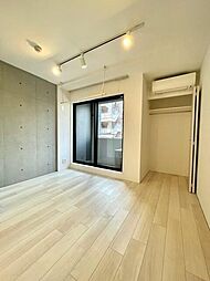 ラクラス四谷三丁目 3階1DKのリビング/ダイニング