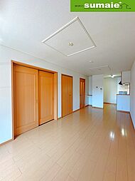 JR和歌山線 岩出駅 徒歩35分の賃貸アパート 2階2LDKのリビング/ダイニング