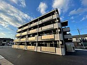 隼人駅より徒歩27分 4階 築4年6ヶ月の賃貸物件