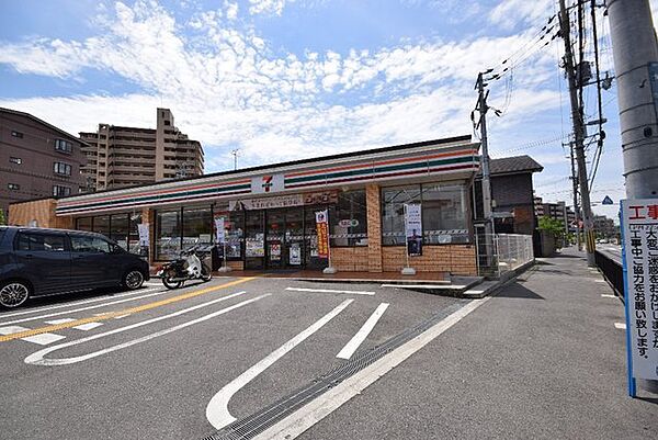 画像23:セブンイレブン羽曳野栄町店 502m