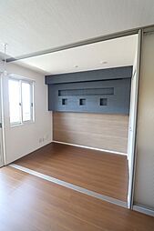 エミナンスII 2階1LDKのリビング/ダイニング