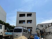 信太山駅より徒歩5分 新築 3階建の賃貸物件