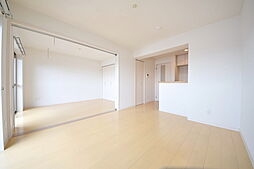 パラッツォ淵野辺1 3階2LDKのリビング/ダイニング