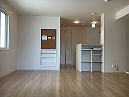 Osaka Metro千日前線 北巽駅 徒歩13分の賃貸アパート 2階1LDKのリビング/ダイニング