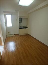 ファミリーナタマ3 205 2階1DKのリビング/ダイニング