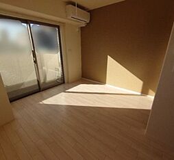 ヴィラ・ツリーサイド 5階1Kのリビング/ダイニング