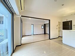 ディオリス 205 2階1LDKのリビング/ダイニング