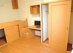 レオパレスニュー シャルマン 1階1Kのリビング/ダイニング