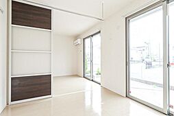 ウェルデンス幕張 3階1LDKのリビング/ダイニング