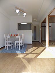 南海高野線 狭山駅 徒歩17分の賃貸マンション 2階3DKのリビング/ダイニング