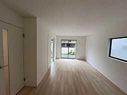 Ｓｕｍａｉｔｏ千葉市花見川区こてはし台08 4LDKのリビング/ダイニング