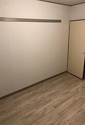 エバーグレイス分倍 3階ワンルームのリビング/ダイニング