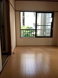 ヒュッテ水上 2階1Kのリビング/ダイニング