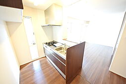 ブリュンヒルト 1階1LDKのリビング/ダイニング