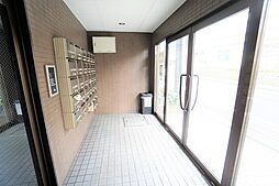 10 / 18