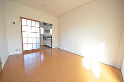 ビバーチェカノン 1階1Kのリビング/ダイニング