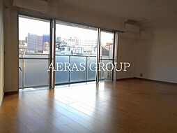 クァドリフォリオ 3A 3階2LDKのリビング/ダイニング