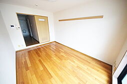 多摩都市モノレール 大塚・帝京大学駅 徒歩11分の賃貸マンション 1階1Kのリビング/ダイニング