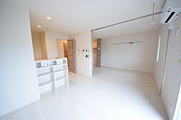 パストラル 1階1LDKのリビング/ダイニング