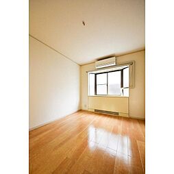 アーバンハイム成城1 1階1Kのリビング/ダイニング