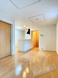 カンタービレ西浜II 1階1LDKのリビング/ダイニング