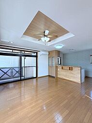 南野川3丁目戸建て 6LDKのリビング/ダイニング