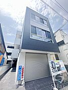 アベニュー瓢箪山 1階 新築の賃貸物件