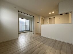 KEIAI RESIDENCE 八潮 1階1LDKのリビング/ダイニング