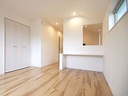 レフィナード小竹 2階ワンルームのリビング/ダイニング