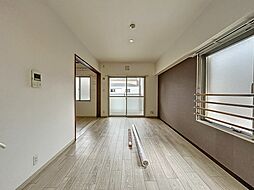 エスポアール神戸 301 3階1LDKのリビング/ダイニング