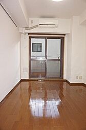 サンライズ浦安 4階1Kのリビング/ダイニング