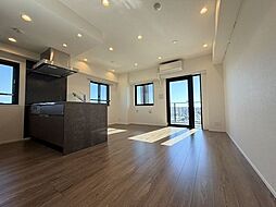 Blissia KUNITACHI STATION SIDE 10階1LDKのリビング/ダイニング