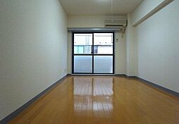 サンパレス南町 2階1Kのリビング/ダイニング