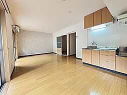 JR横浜線 橋本駅 バス27分 田名バスターミナル下車 徒歩8分の賃貸マンション 1階3LDKのリビング/ダイニング