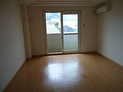 ヴァンヴェール 205 2階1Kのリビング/ダイニング