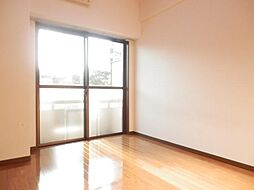 アルカディア 205 2階1Kのリビング/ダイニング