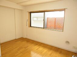 都営新宿線 一之江駅 徒歩10分の賃貸マンション 1階1Kのリビング/ダイニング