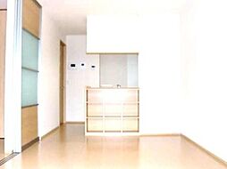 グランシャリオスッド 1階1LDKのリビング/ダイニング