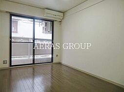 ビューラー145 2階ワンルームのリビング/ダイニング