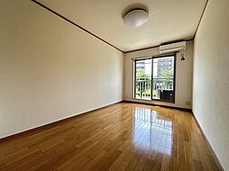 ダコタハウス 106 1階1Kのリビング/ダイニング